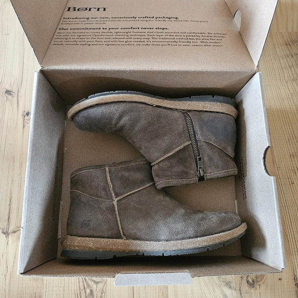 Born Women's Tinley Boots - Picture 10 of 11